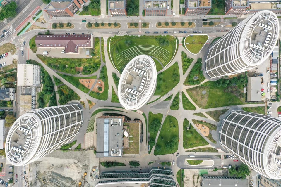 Neighbourhood, Bird's eye view, Location
