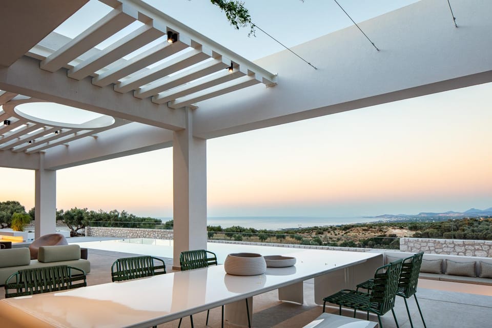 View (from property/room), Balcony/Terrace, Dining area