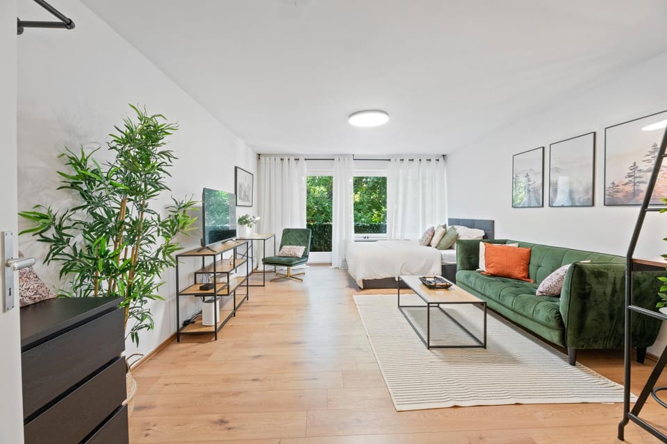 Living room, Bedroom