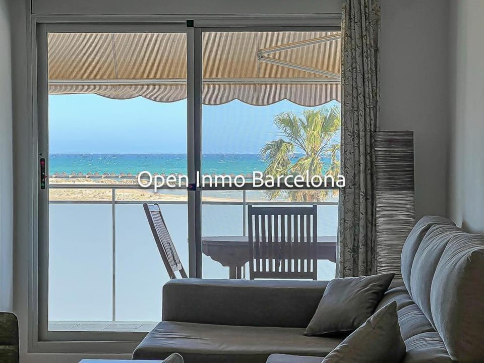 Natural landscape, Seating area, Sea view