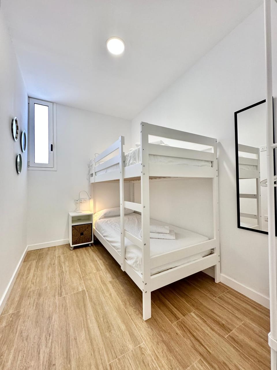 Bed, Photo of the whole room, Bedroom, bunk bed