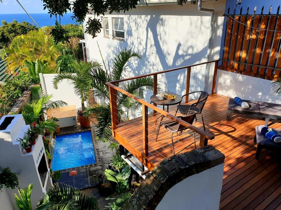 Patio, Natural landscape, Garden, View (from property/room), Balcony/Terrace, Garden view, Pool view, Sea view, Swimming pool, sunbed
