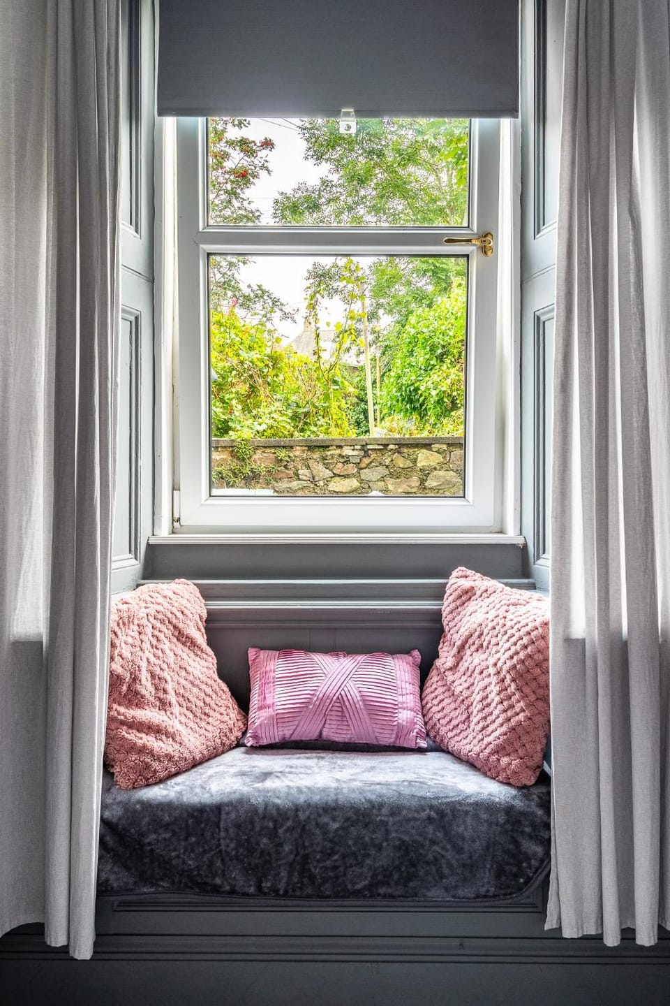 Our Wee Eden - Rothesay Apartment in Scotland