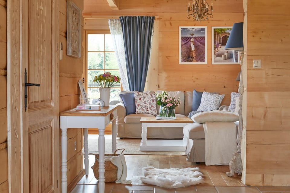 Facade/entrance, View (from property/room), Living room, Decorative detail, Seating area, wardrobe