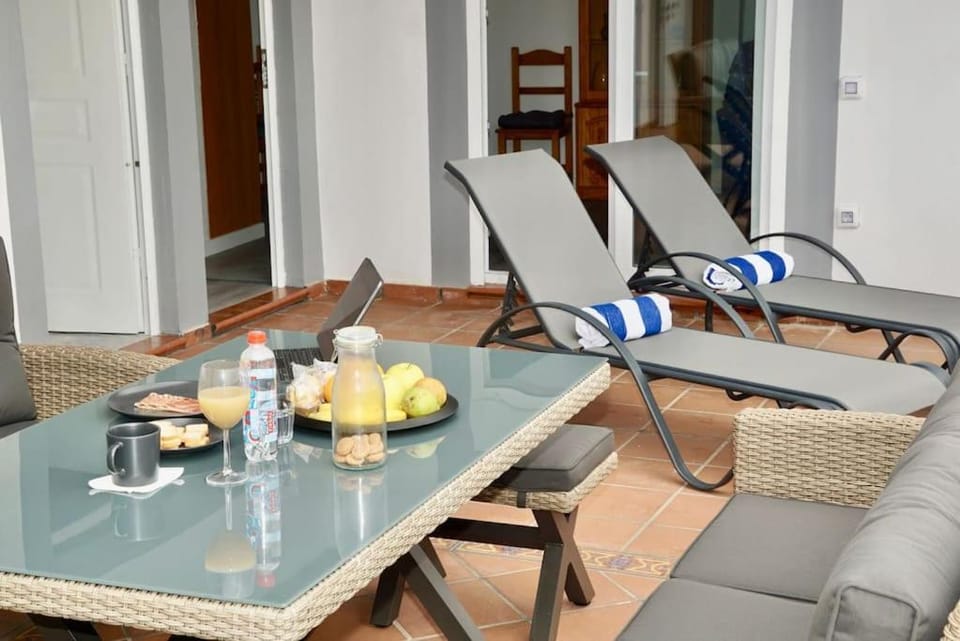 Balcony/Terrace, Seating area