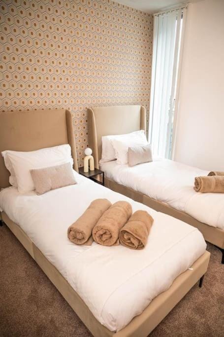 Luxury City Centre 2 Bedroom Suite and NETFLIX Apartment in Leeds