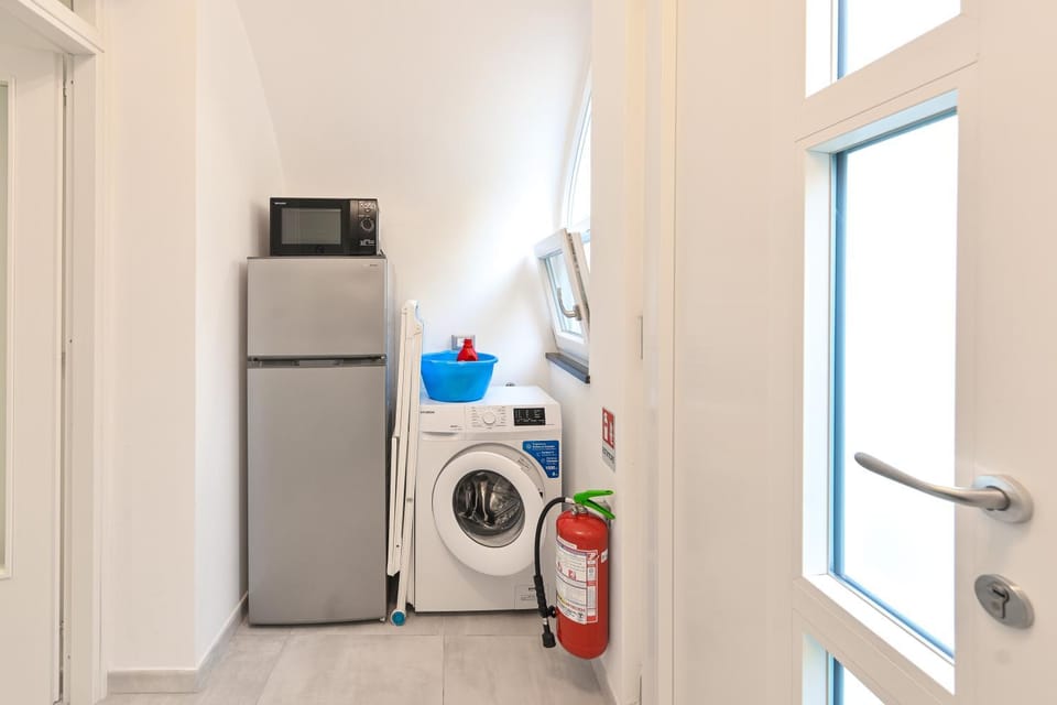 laundry, washing machine