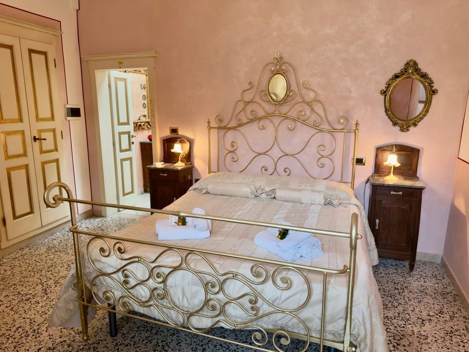 Bed, Bedroom, heating, towels, air conditioner
