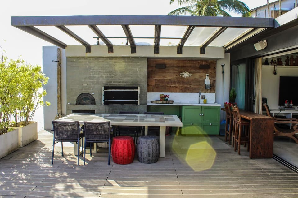 BBQ facilities, Dining area, Pool view