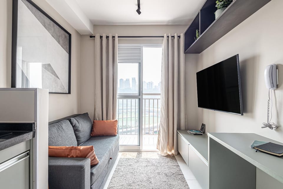 Communal lounge/ TV room, TV and multimedia, Living room
