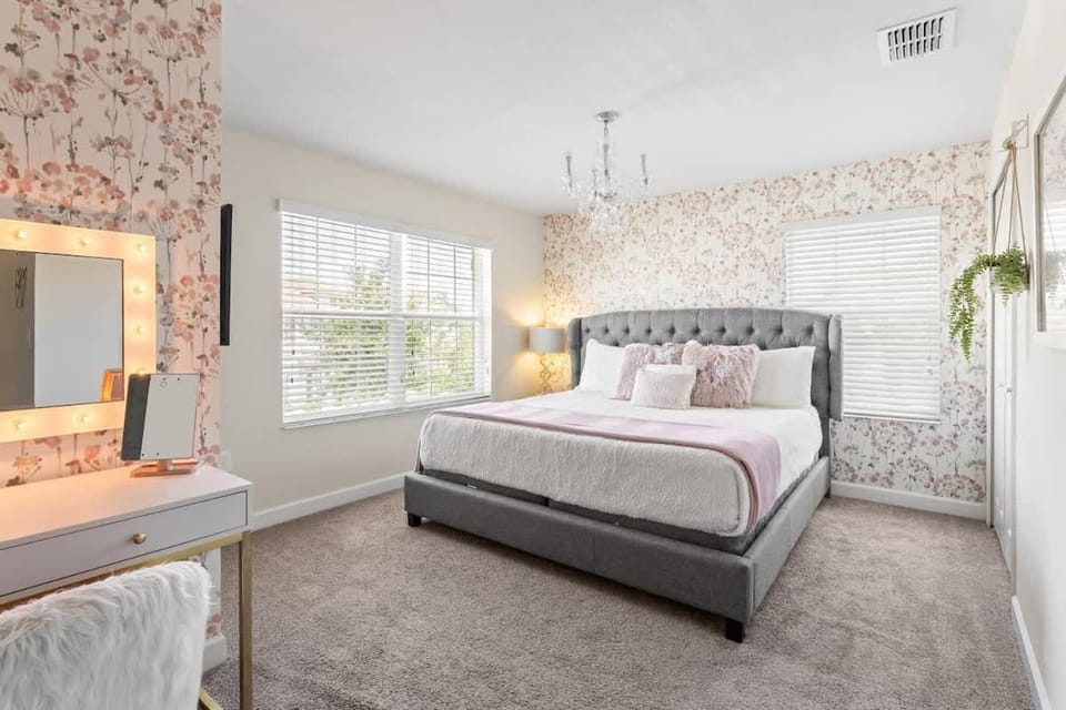 5 BR Disney themed bedrooms SL 4825 House in Kissimmee