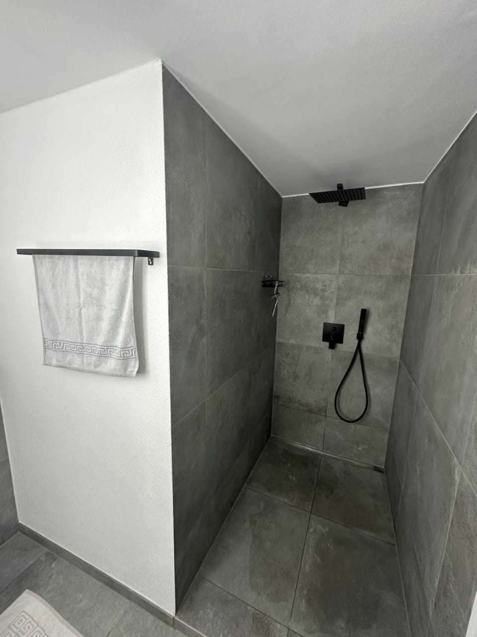 Fewo Waldblick - Urlaub im Wein & Ferienort Bekond Apartment in Trier-Saarburg