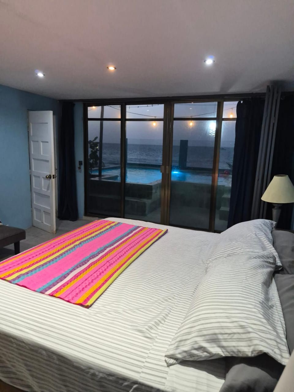 Casa Rosa 2 bedroom beach fronted home with private pool House in Progreso