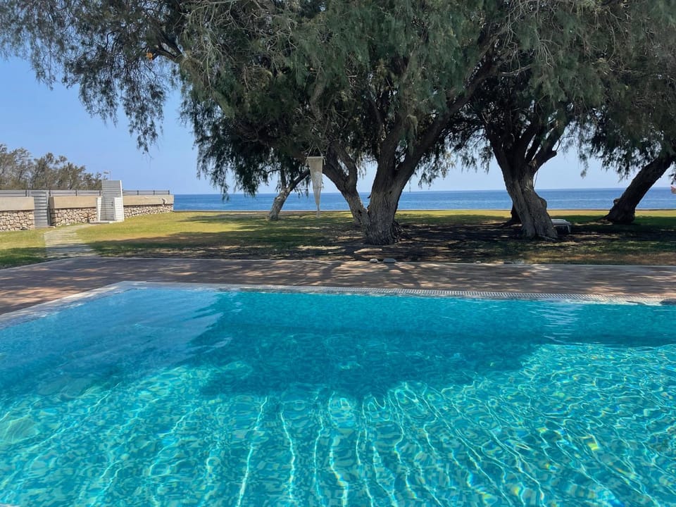 Day, Natural landscape, Pool view, Sea view, Swimming pool