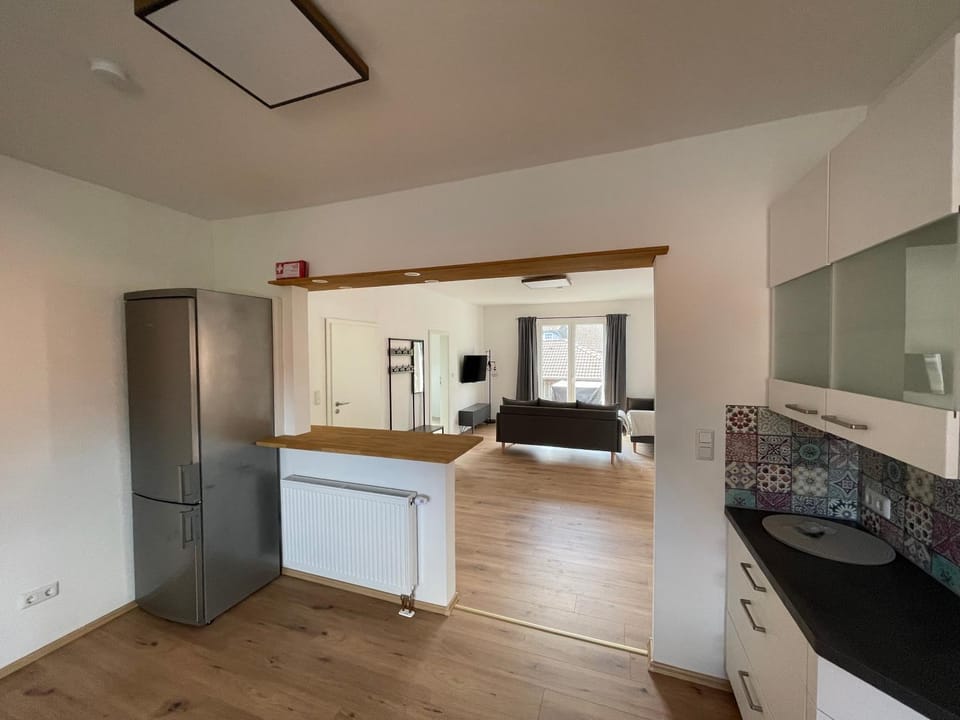 Kitchen or kitchenette, Living room