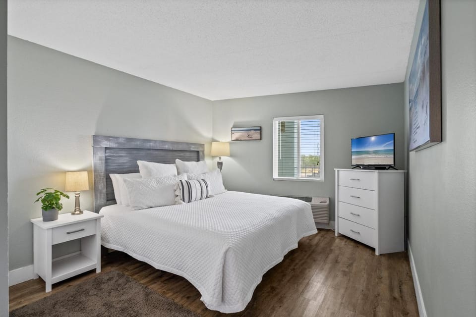 Emerald Skye Unit 14 House in Orange Beach