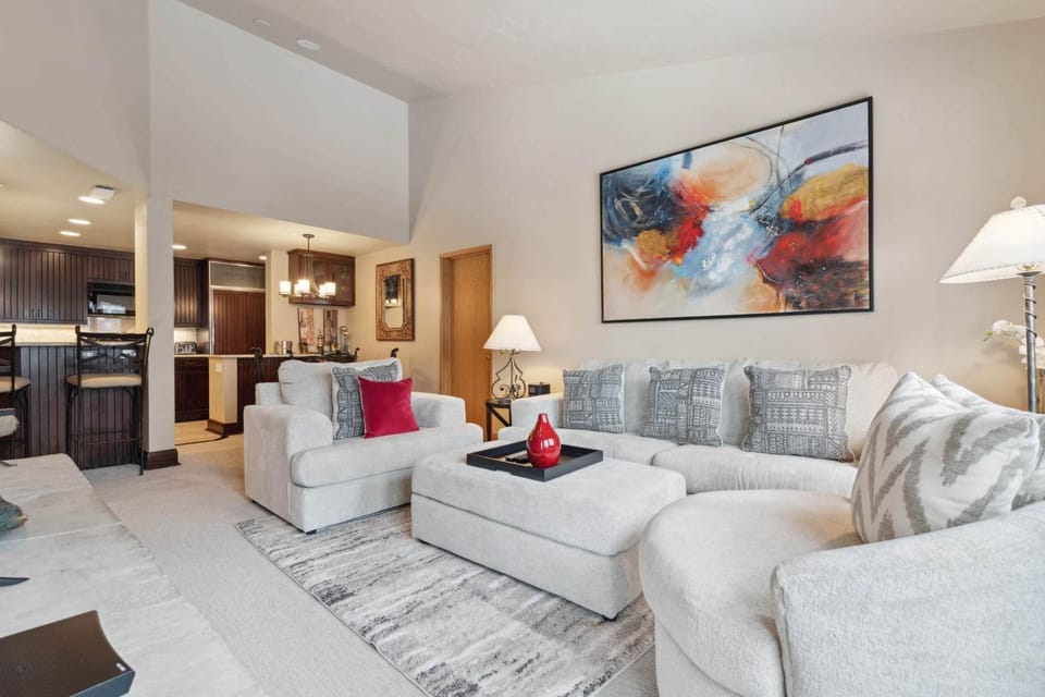 The Charter at Beaver Creek D440 Apartment in Beaver Creek