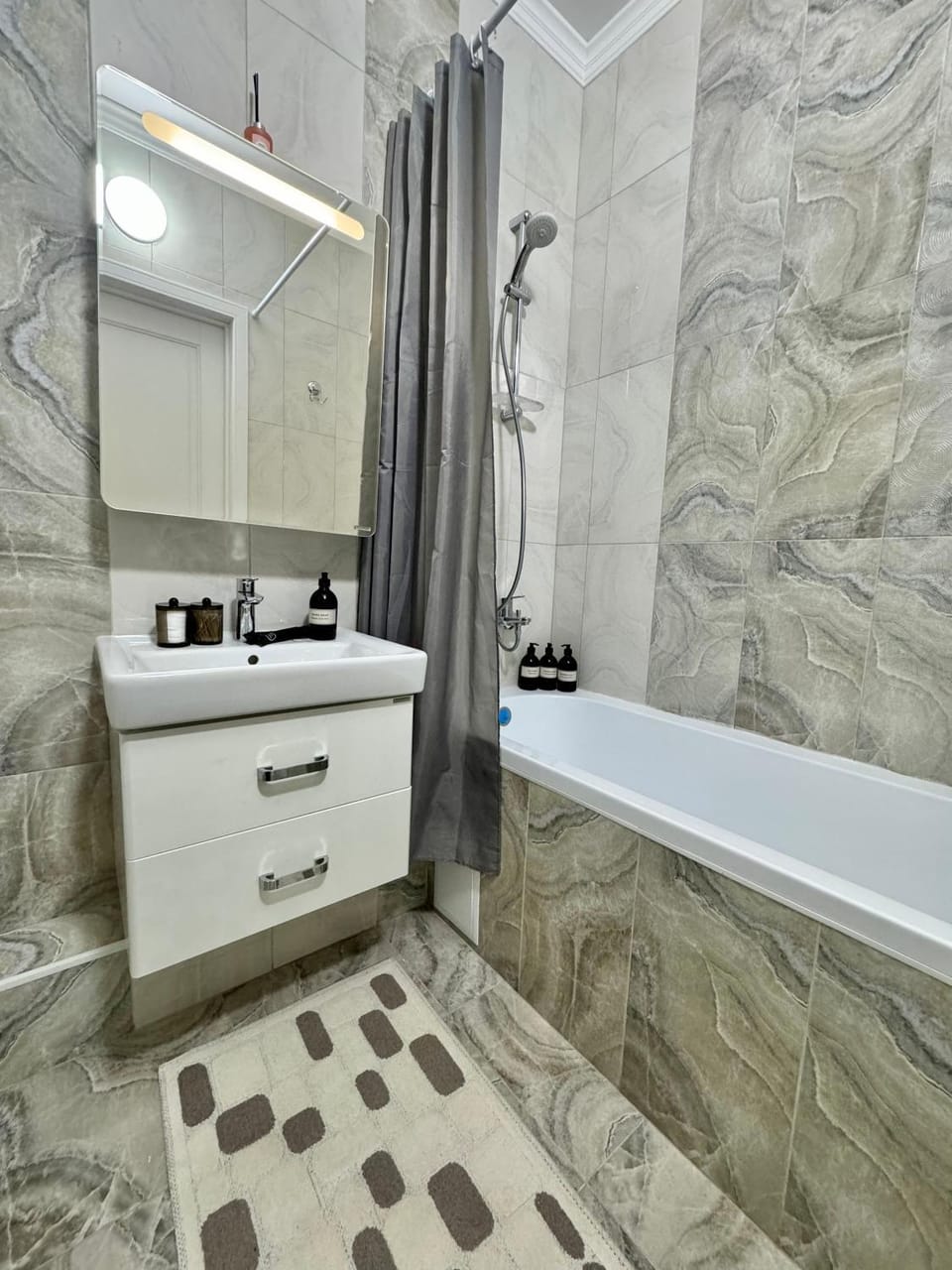 Bathroom, Bath