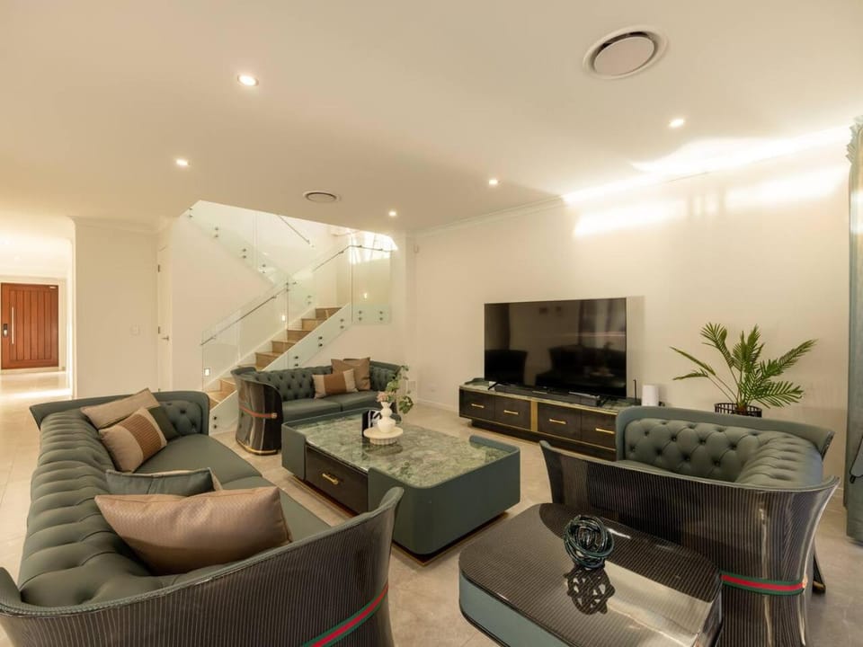 Brand New 5B Luxury Modern Dream House at Rochedale House in Brisbane