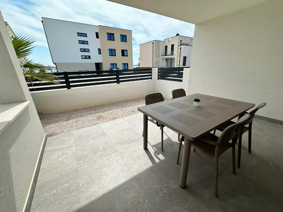 Day, Balcony/Terrace