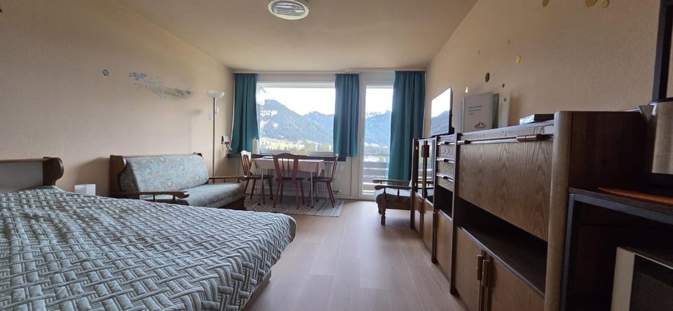 Living room, Photo of the whole room, Bedroom