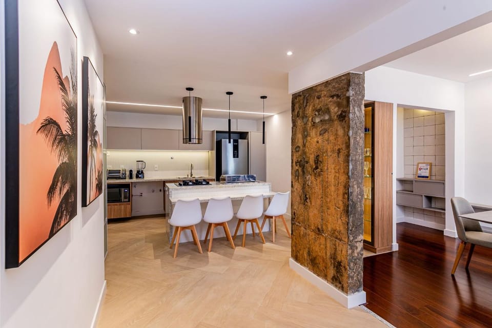 Luxury in Copacabana Near the Beach | BI 115/501 Apartment in Rio de Janeiro