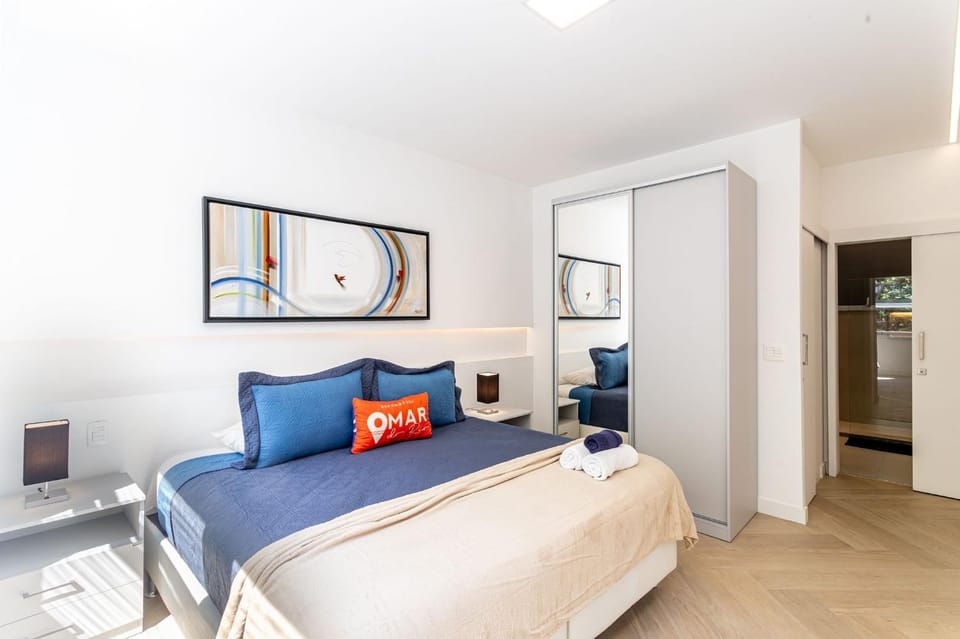 Luxury in Copacabana Near the Beach | BI 115/501 Apartment in Rio de Janeiro