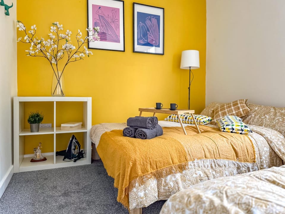 Quite Charming house near Glasgow Apartment in Glasgow