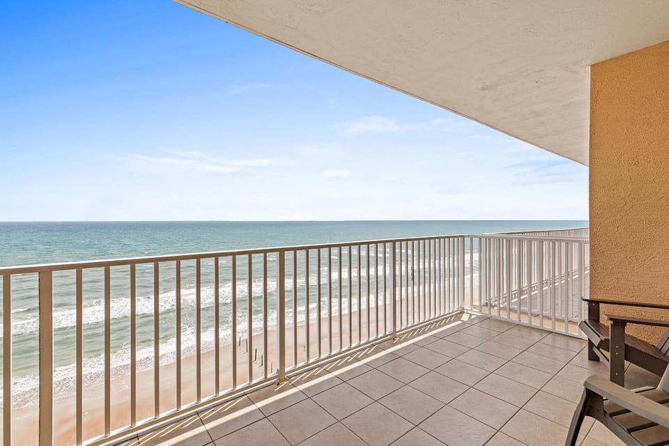 Sanibel 1104 House in Daytona Beach Shores