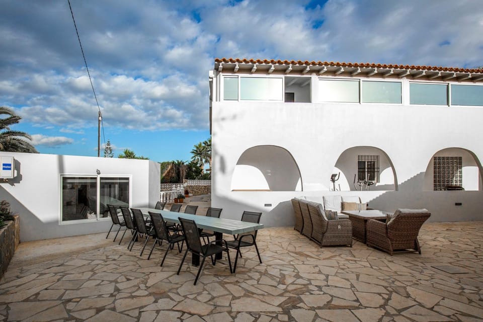 Open and large 1 bed apartment Apartment in Marina Baixa