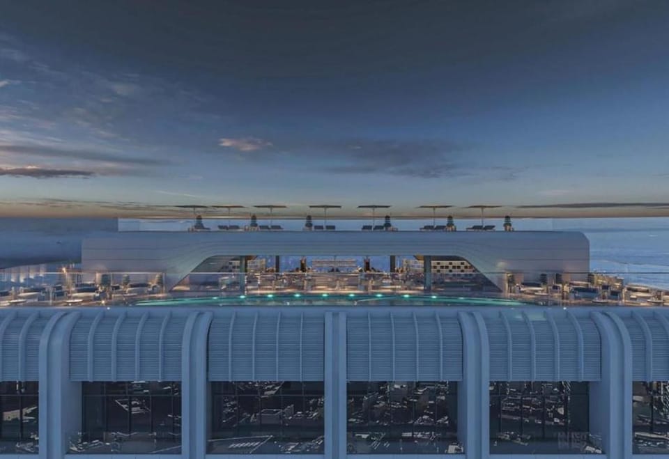 Piazza Panorama In The Island's Tallest Landmark Apartment in Saint Julians