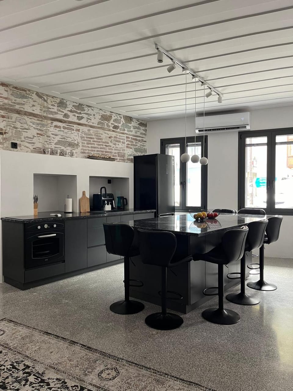 kitchen, air conditioner