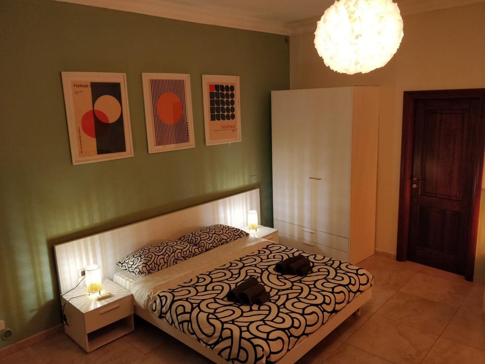 Bed, Bedroom, wardrobe