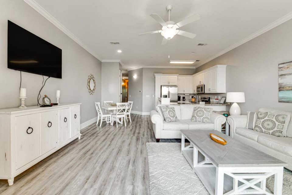 Downtown Bay St Louis Condo - Walk to Beach! House in Bay Saint Louis