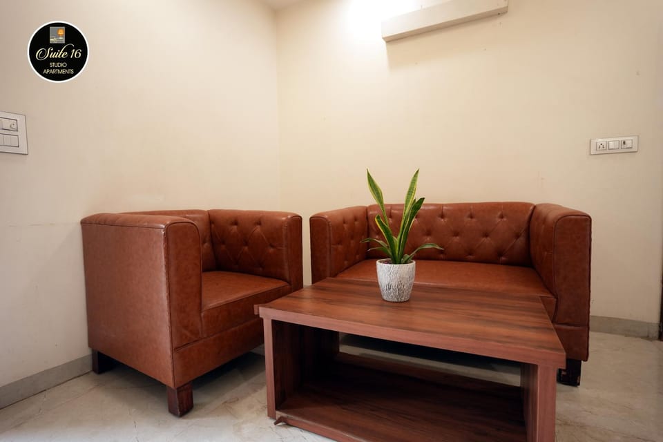 Suite 16 Studio Apartments Luxury 1BHK - Near Artemis Hospital Apartment in Gurugram