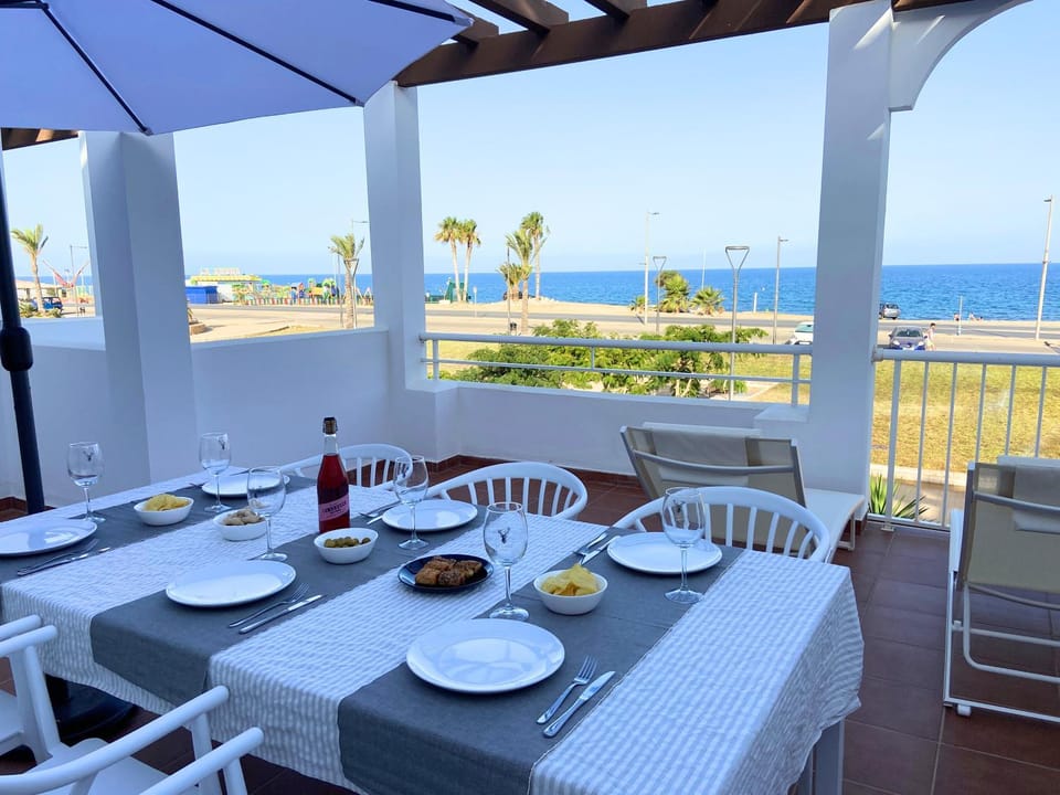 View (from property/room), Balcony/Terrace, Sea view