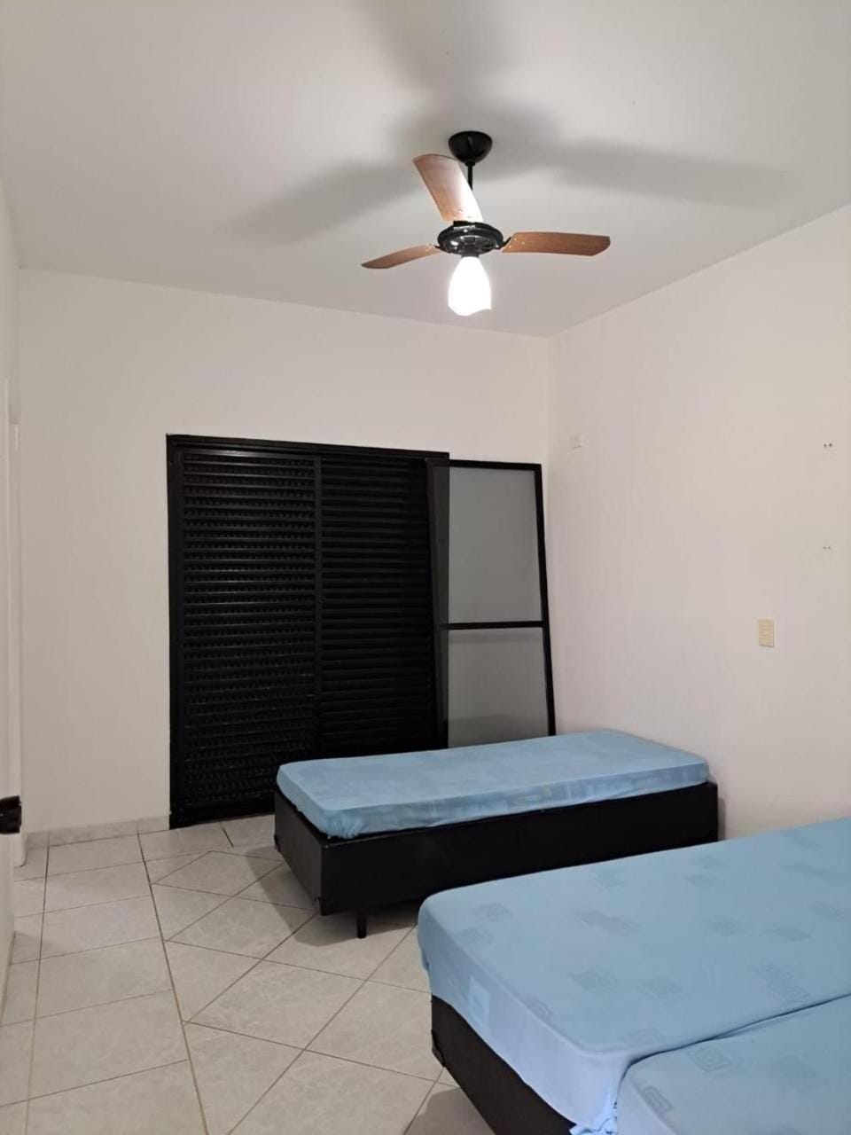 Bed, View (from property/room), Photo of the whole room, Bedroom, Sea view