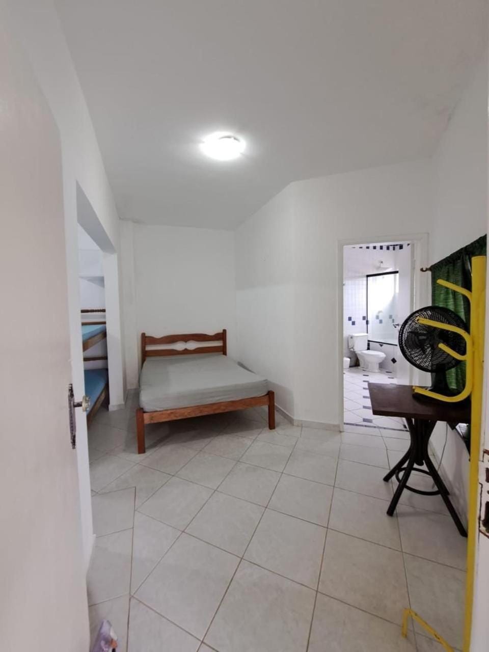 Bed, View (from property/room), Photo of the whole room, Bedroom