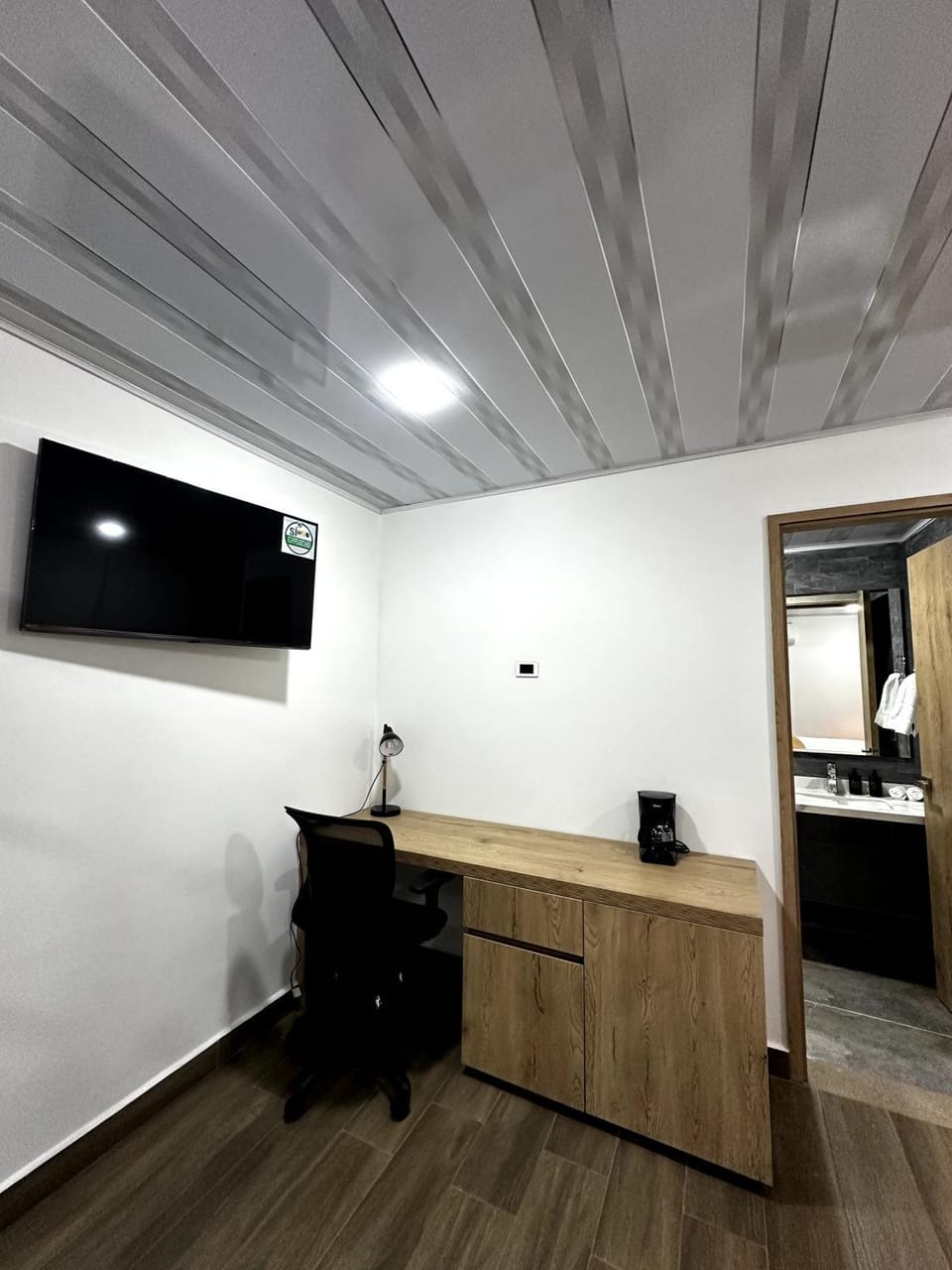 TV and multimedia, Seating area