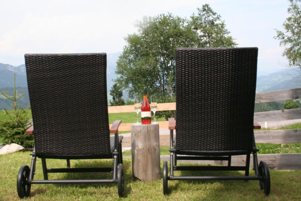 Garden, sunbed