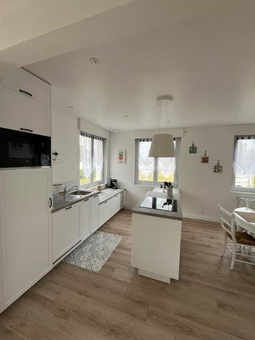Le haut du jardin House in Brittany