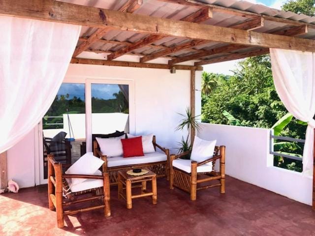 Seating area
