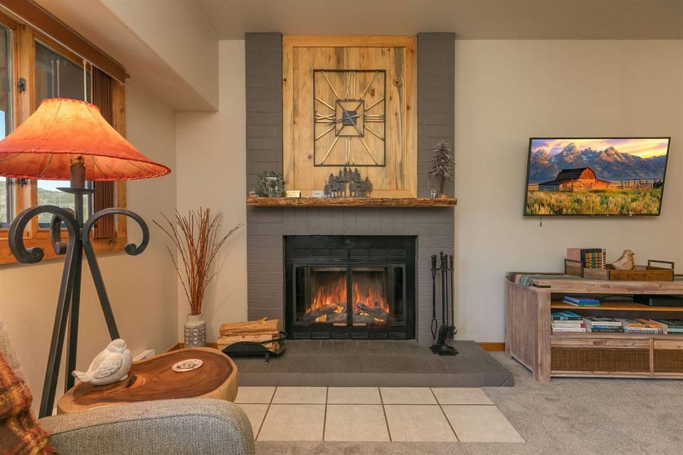Comfortable 2-Bedroom Village At Breckenridge Condo Apartment in Breckenridge