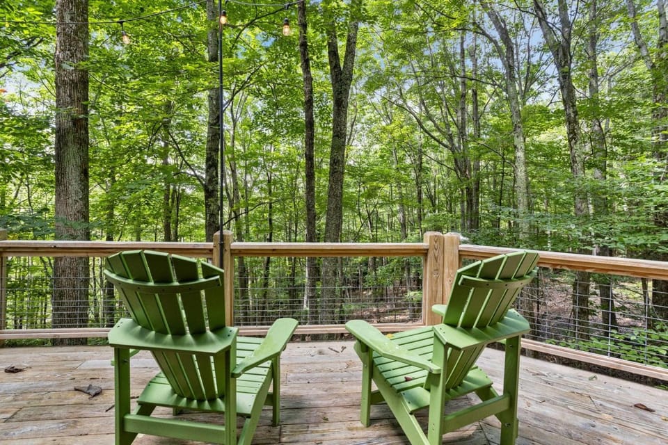 Upta Camp House in Beech Mountain