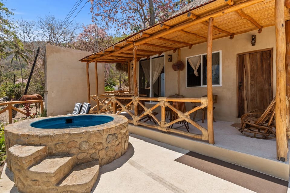 Balcony/Terrace, Swimming pool