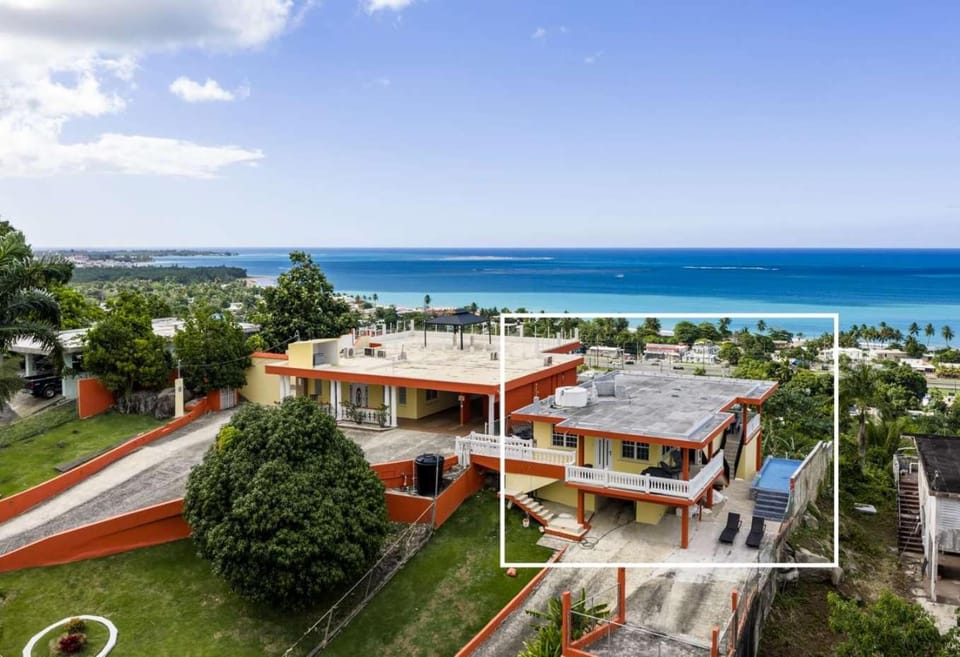 Villa Marbella - Ocean Views & Private Pool House in Fajardo
