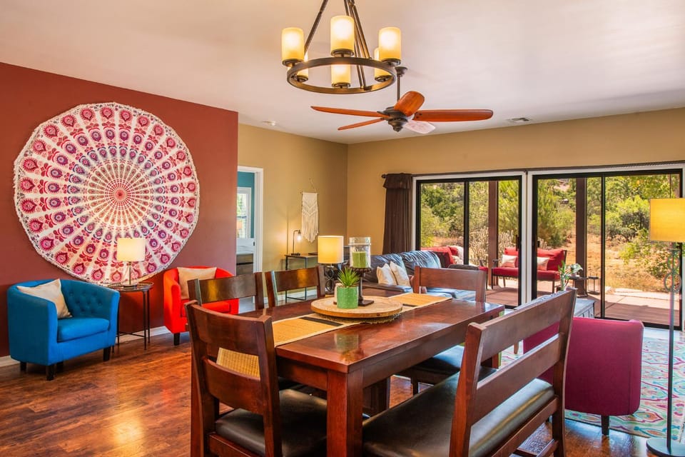 Patio, Living room, Seating area, Dining area