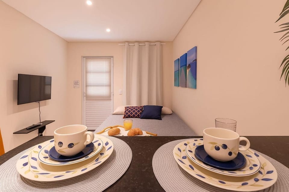 Bed, TV and multimedia, Coffee/tea facilities