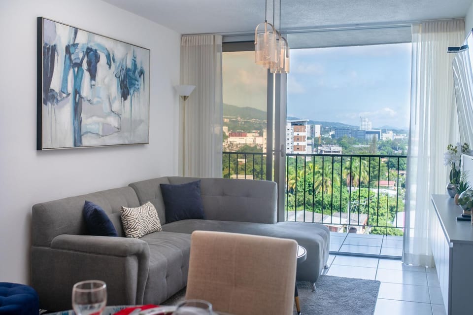 View (from property/room), Balcony/Terrace, Living room, Mountain view
