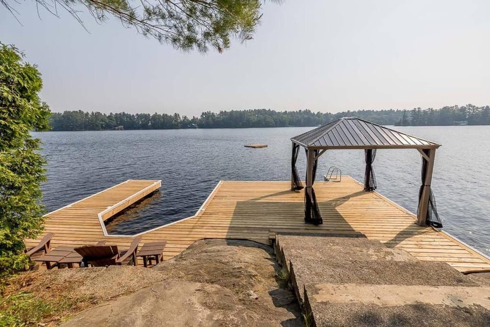 Natural landscape, Activities, Lake view, sunbed